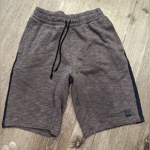 Men’s under armour cotton shorts